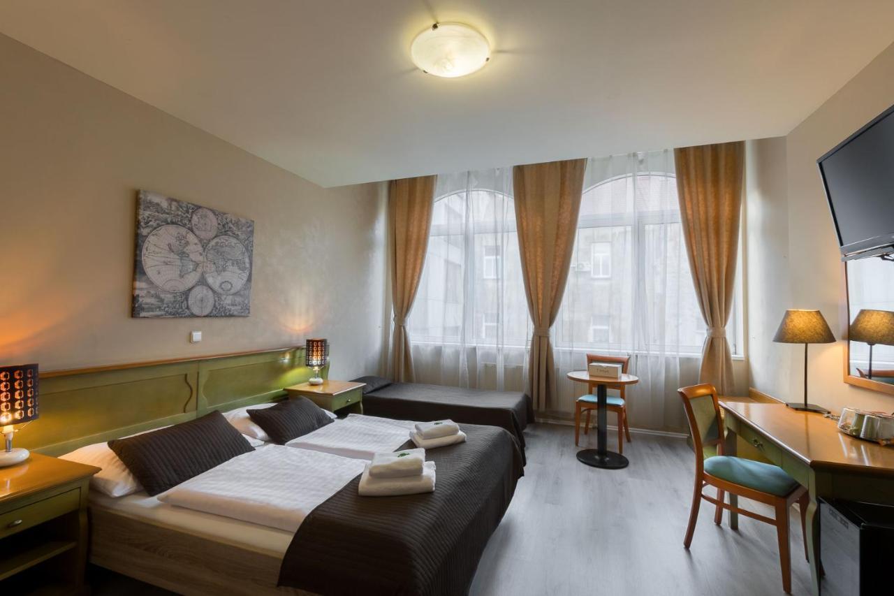 Hotel Augustus Et Otto Prag Exteriör bild